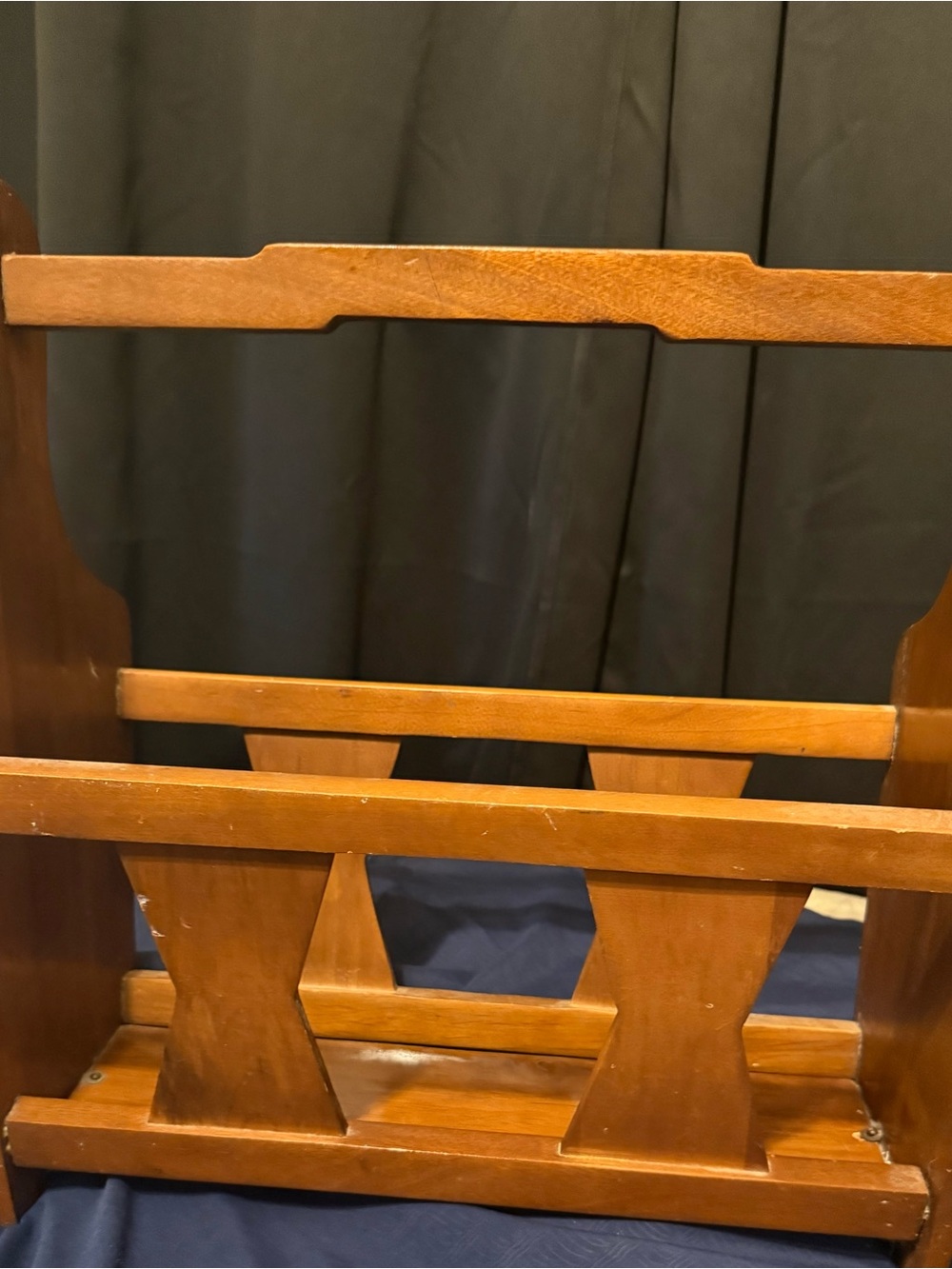 Hellerware Teak MCM Magazine Rack Danish MCM Style VTG 16" x 15" x 7"